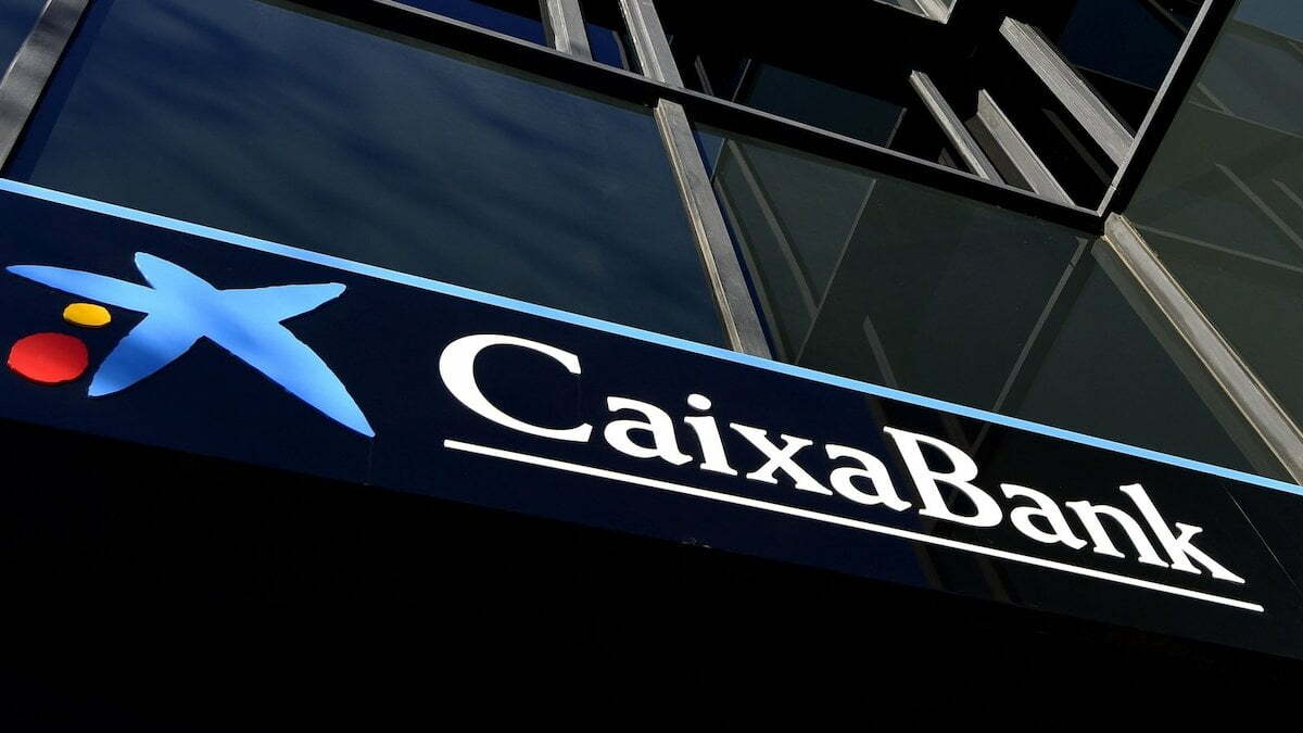 Caixa bank to cut 6450 jobs in Spain’s biggest banking staff overhaul